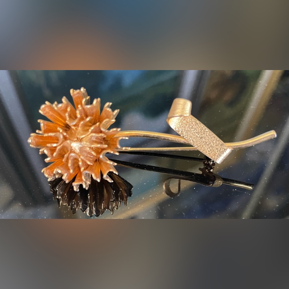 Vintage 1960s Gold Tone Layered Flower Brooch 2½” Mid Century